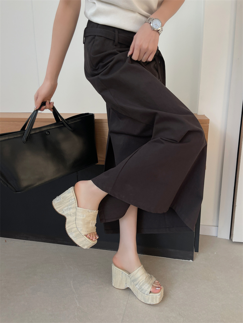 2026 Summer New Square Toe Thick Sole Platform One-Bar Outer Wear Height Increasing Denim Slippers for Women - Image 2