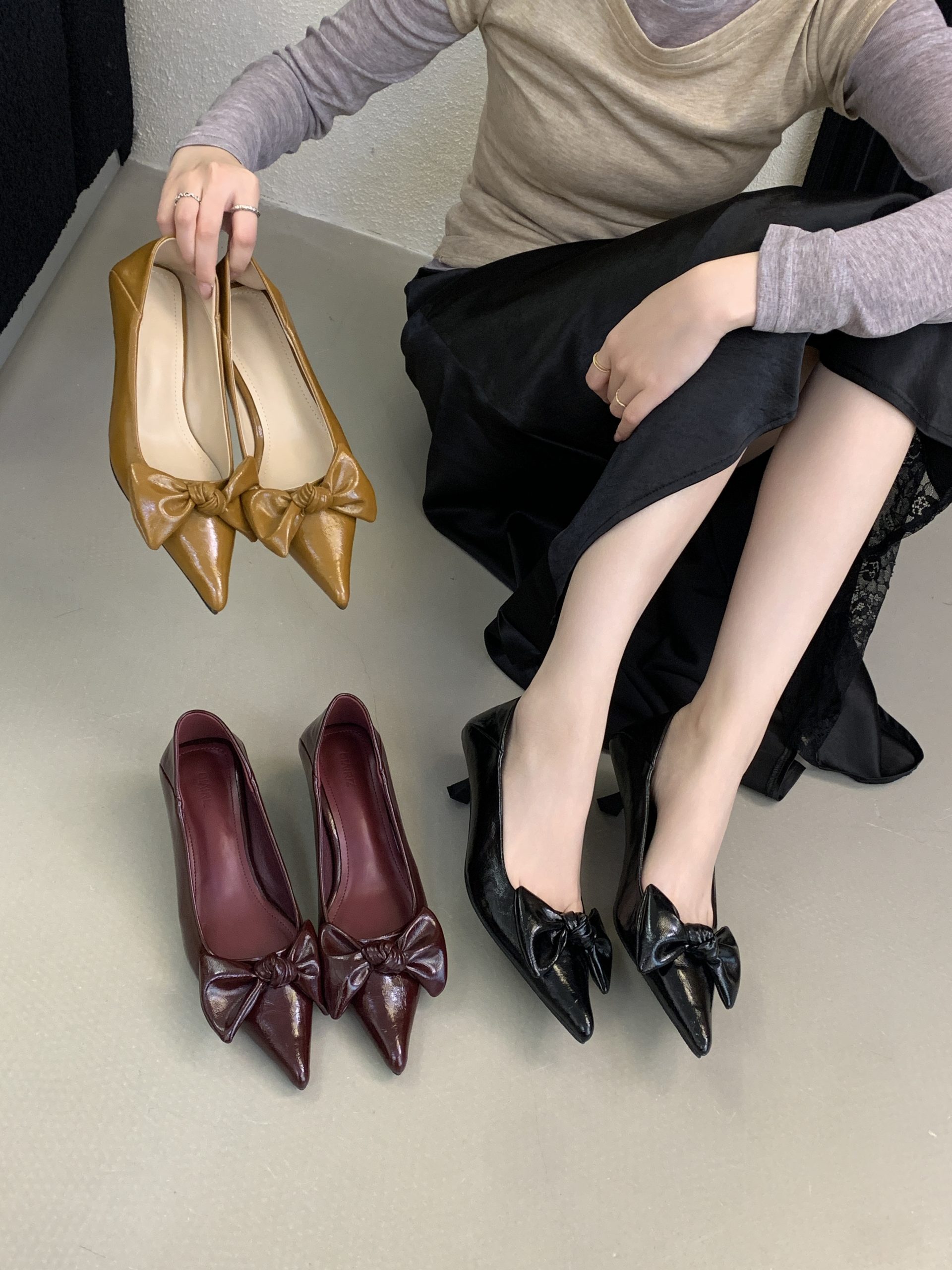DIAIRIZ Bow Pointed Toe Kitten Heel Women's Dress Shoes for Work Commute
