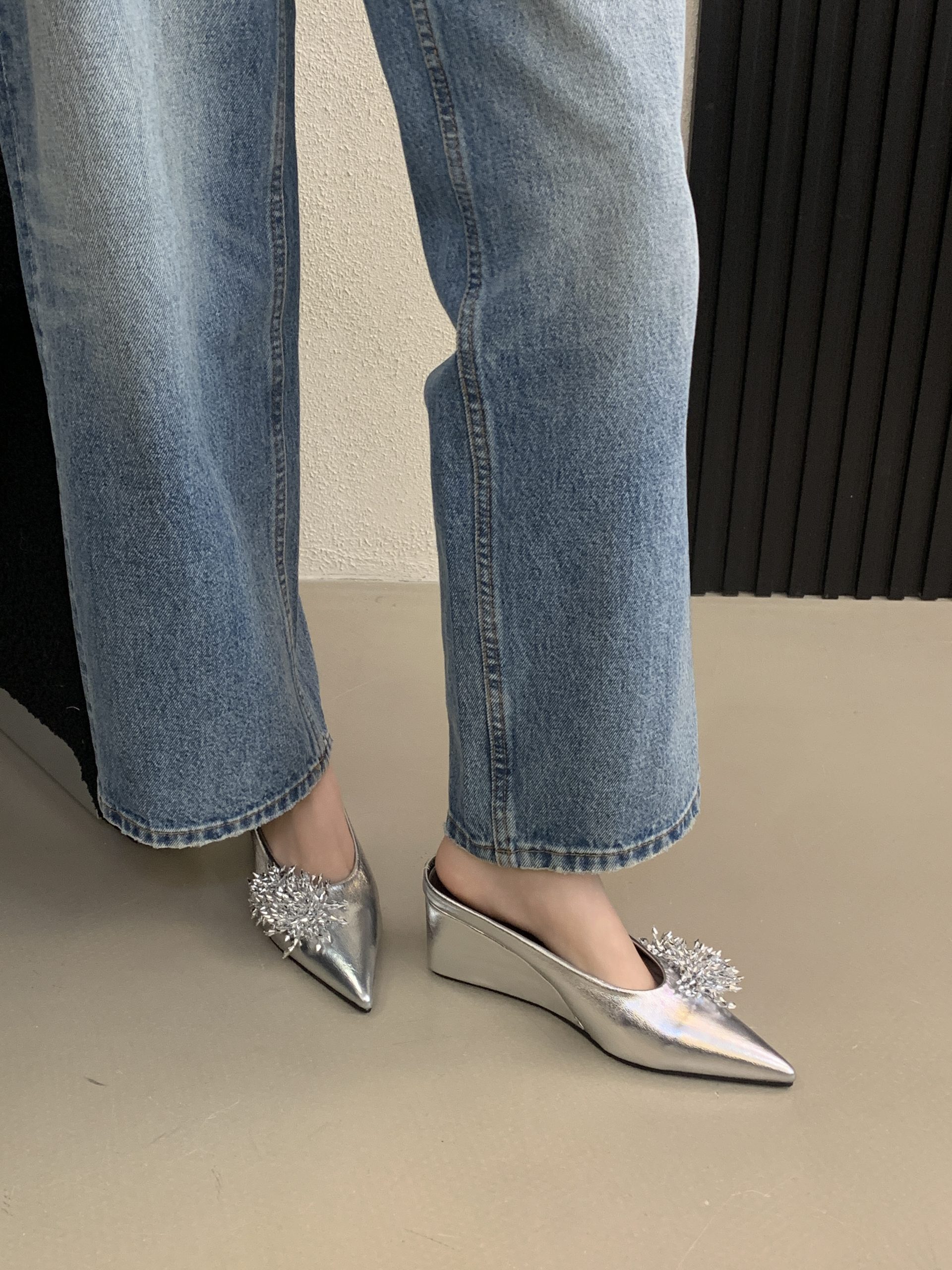 Sparkling Beaded Firework Slingback Wedge Sandals for Women Pointed Toe Elegant European Style Light Luxury - Image 3